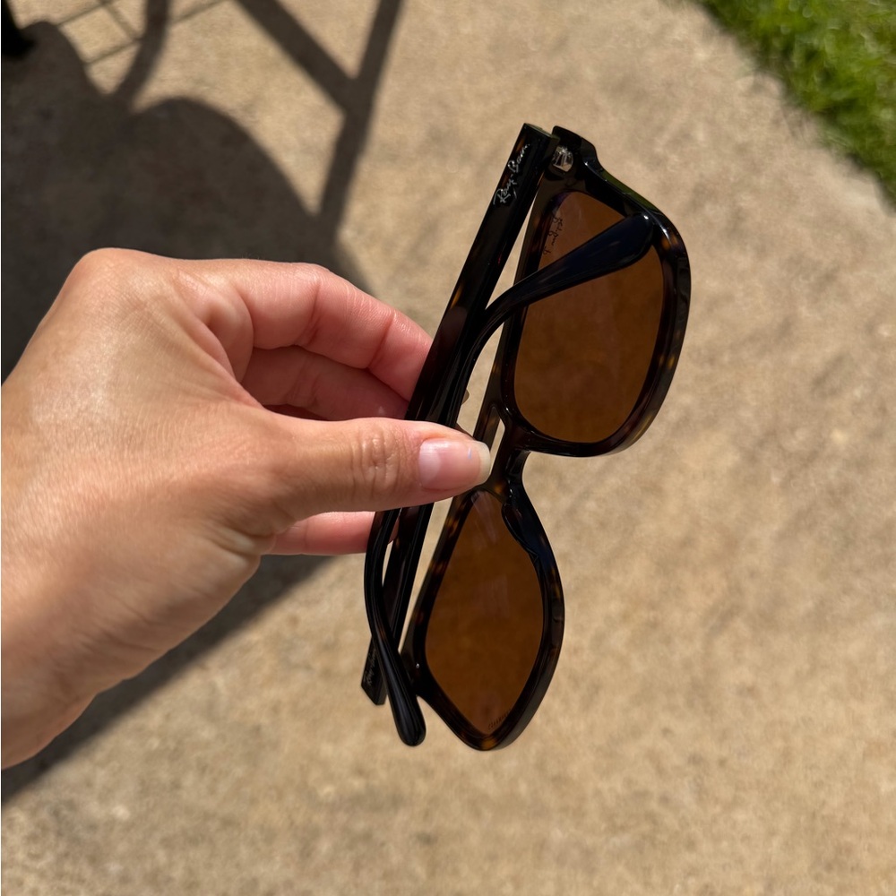 Ray-Ban Tortoise Shell Sunglasses - Picture 4 of 7